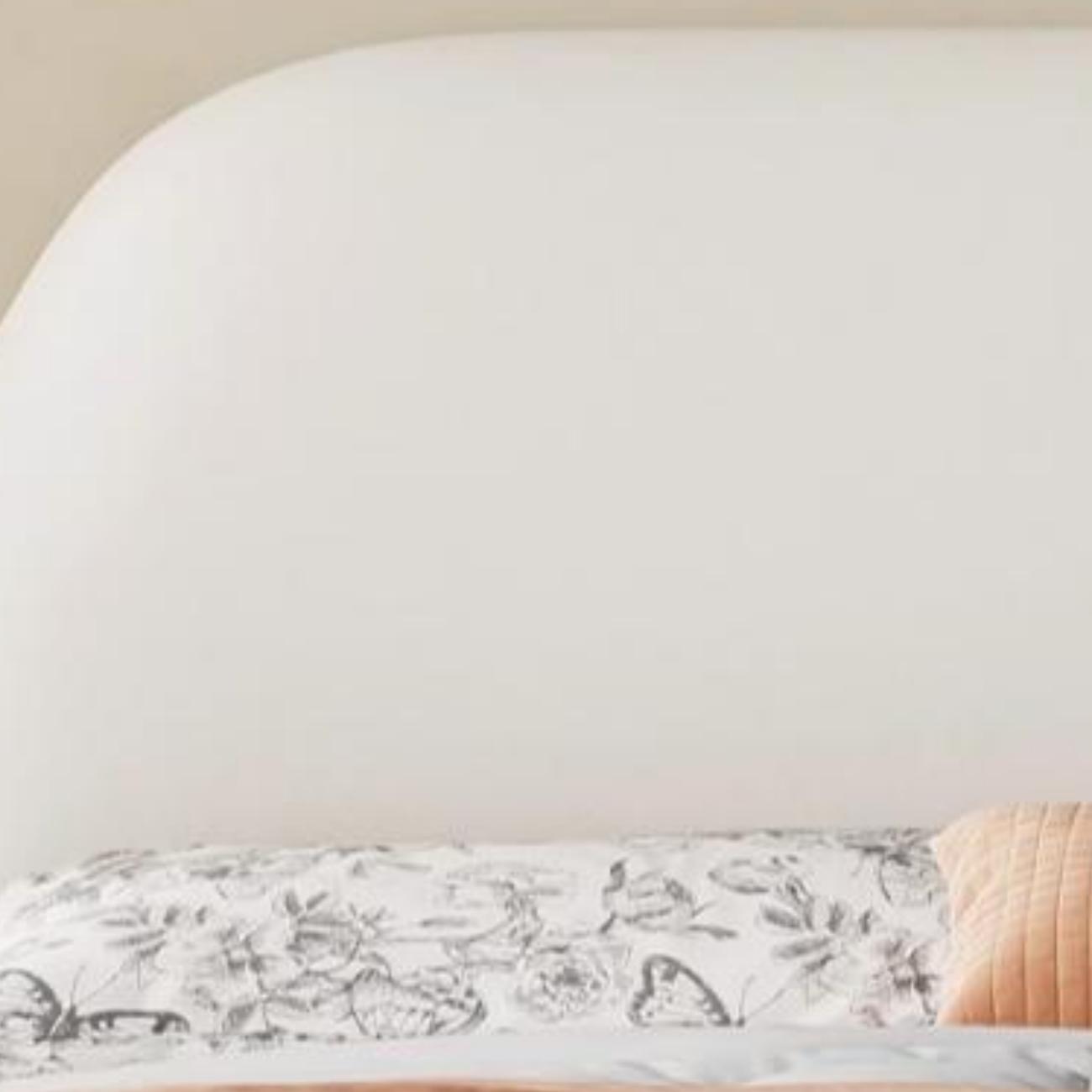 AAF Furniture Light Luxury Modern Leather Wrap Bed Frame for Bedroom Without Mattress