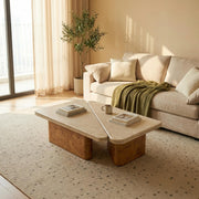 مجموعة طاولات متداخلة موفرة للمساحة من AAF FURNITURE لغرفة المعيشة الحديثة