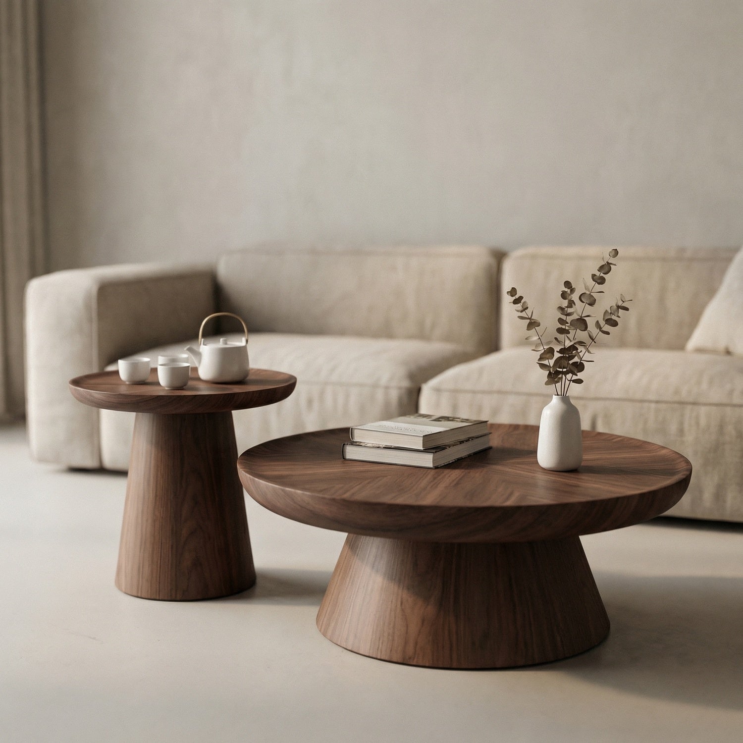 مجموعة طاولات متداخلة موفرة للمساحة من AAF FURNITURE لغرفة المعيشة الحديثة