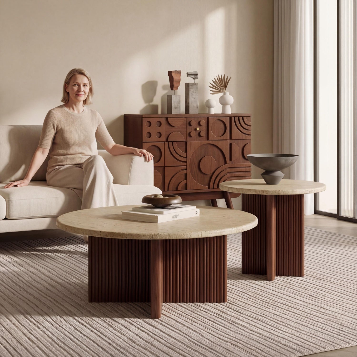 مجموعة طاولات متداخلة موفرة للمساحة من AAF FURNITURE لغرفة المعيشة الحديثة