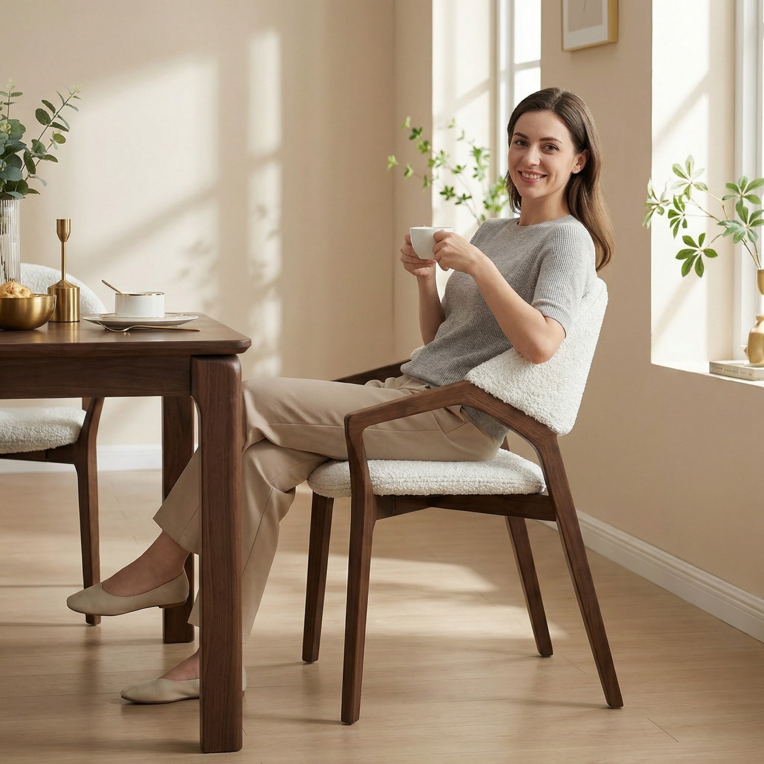 AAF Arc Sherpa Chair White Artistic UAE