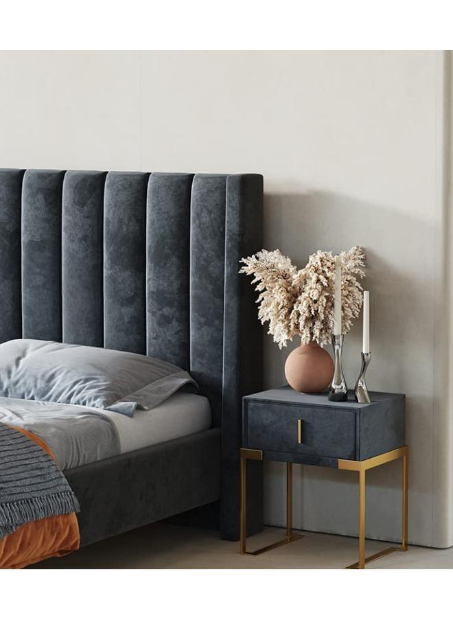 AAF Furniture Furniture:  in Dubai showroom