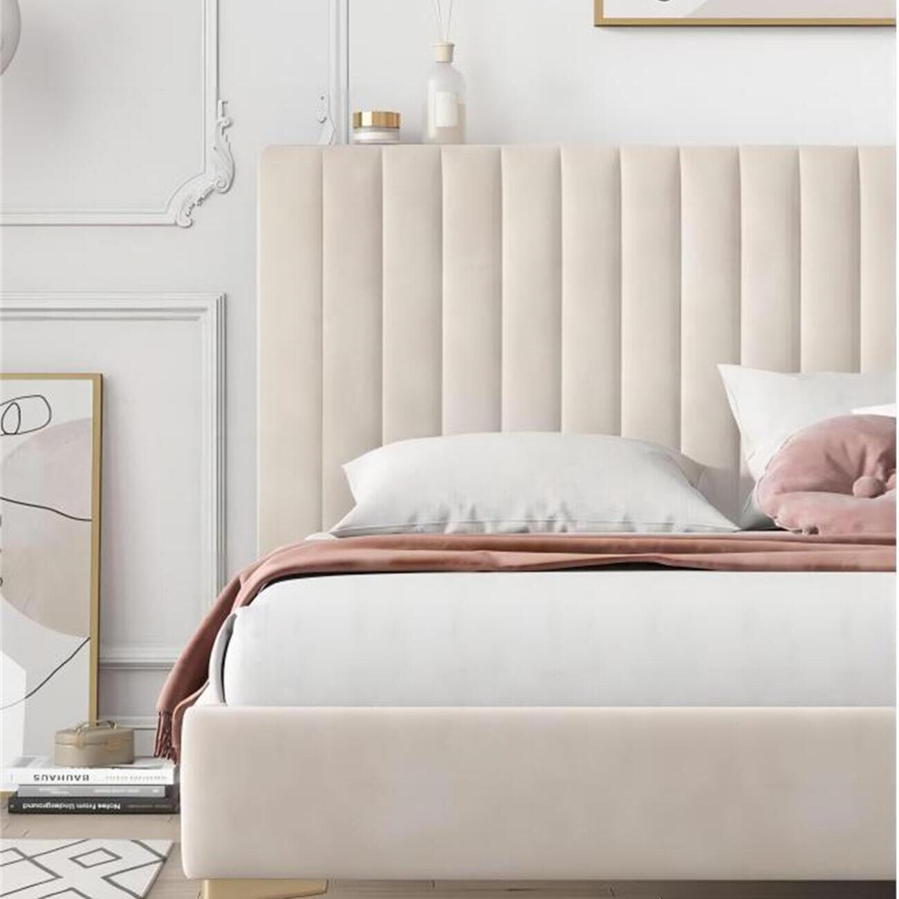 AAF Furniture Furniture:  in Dubai showroom