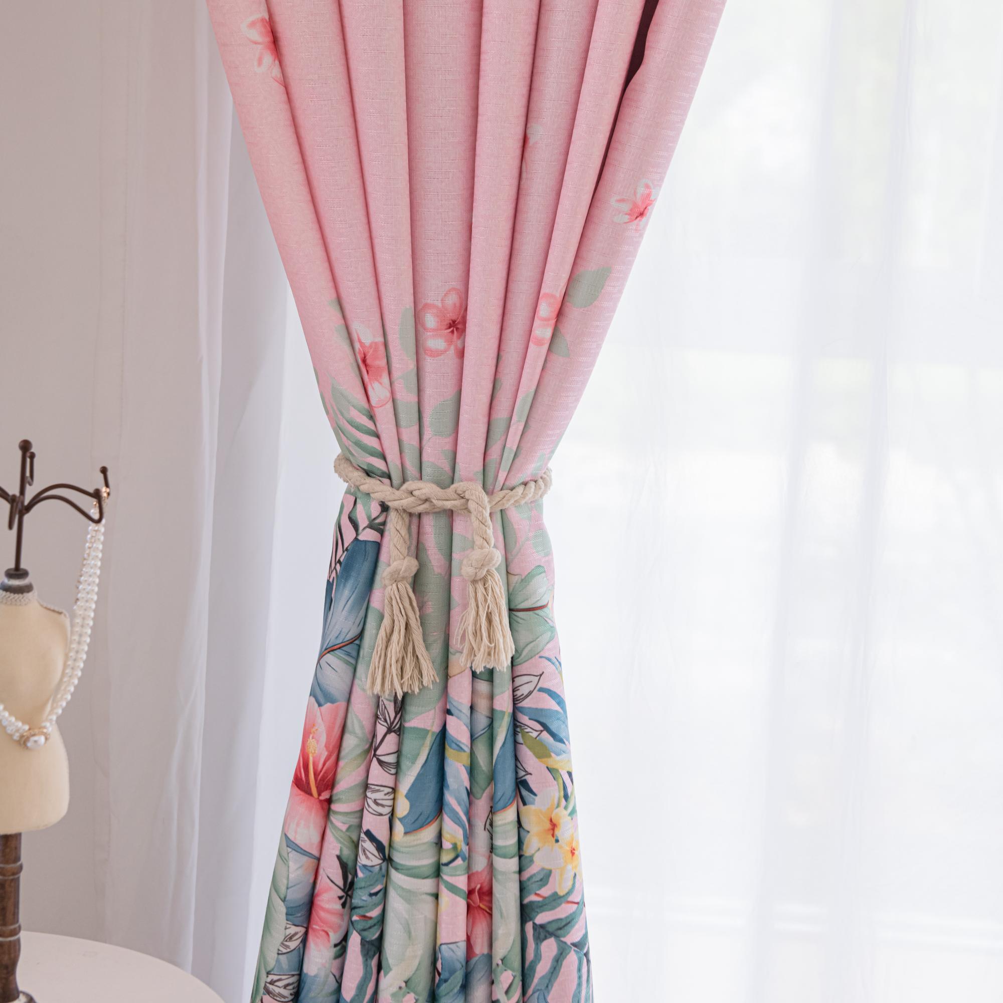 AAF Furniture Furniture:  in Dubai showroom