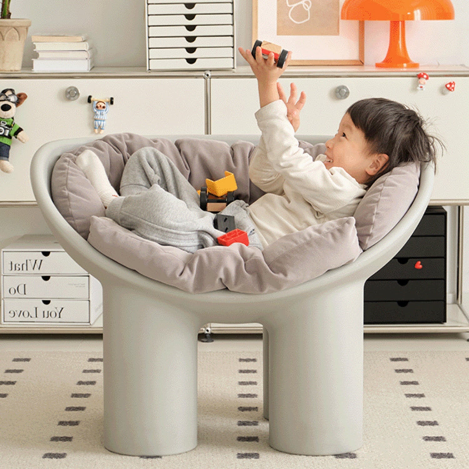 AAF Furniture Furniture:  in Dubai showroom