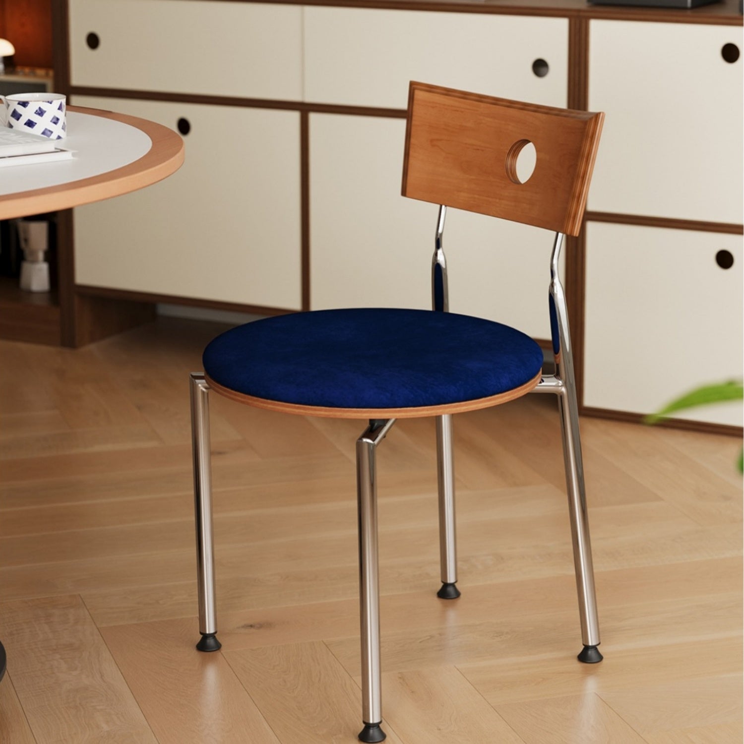 AAF Furniture Furniture:  in Dubai showroom