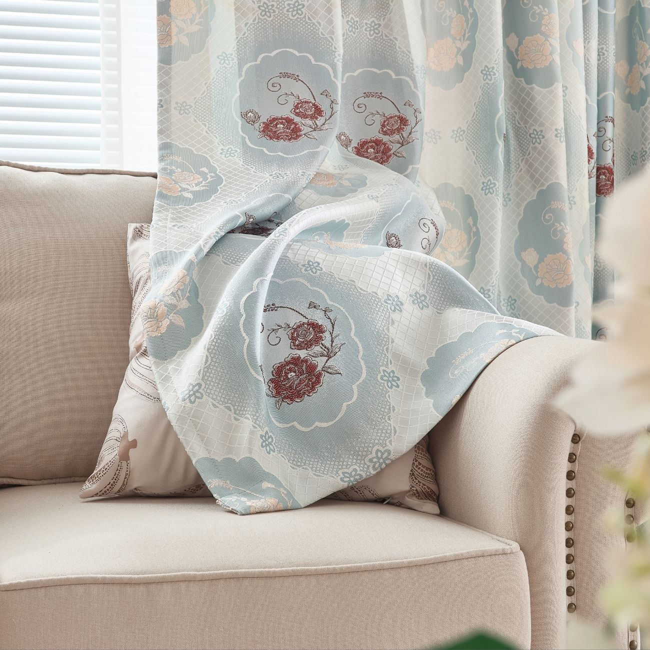 2 Panels 100% Blackout Curtains for Living Room Thermal Insulated Bedroom Darkening Drapes