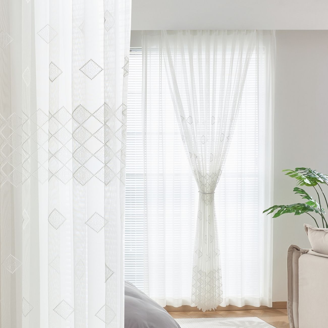 2 Panels Sheer Color Chiffon Tulle Light Window Textile Curtains Drapes for Bedroom Livingroom