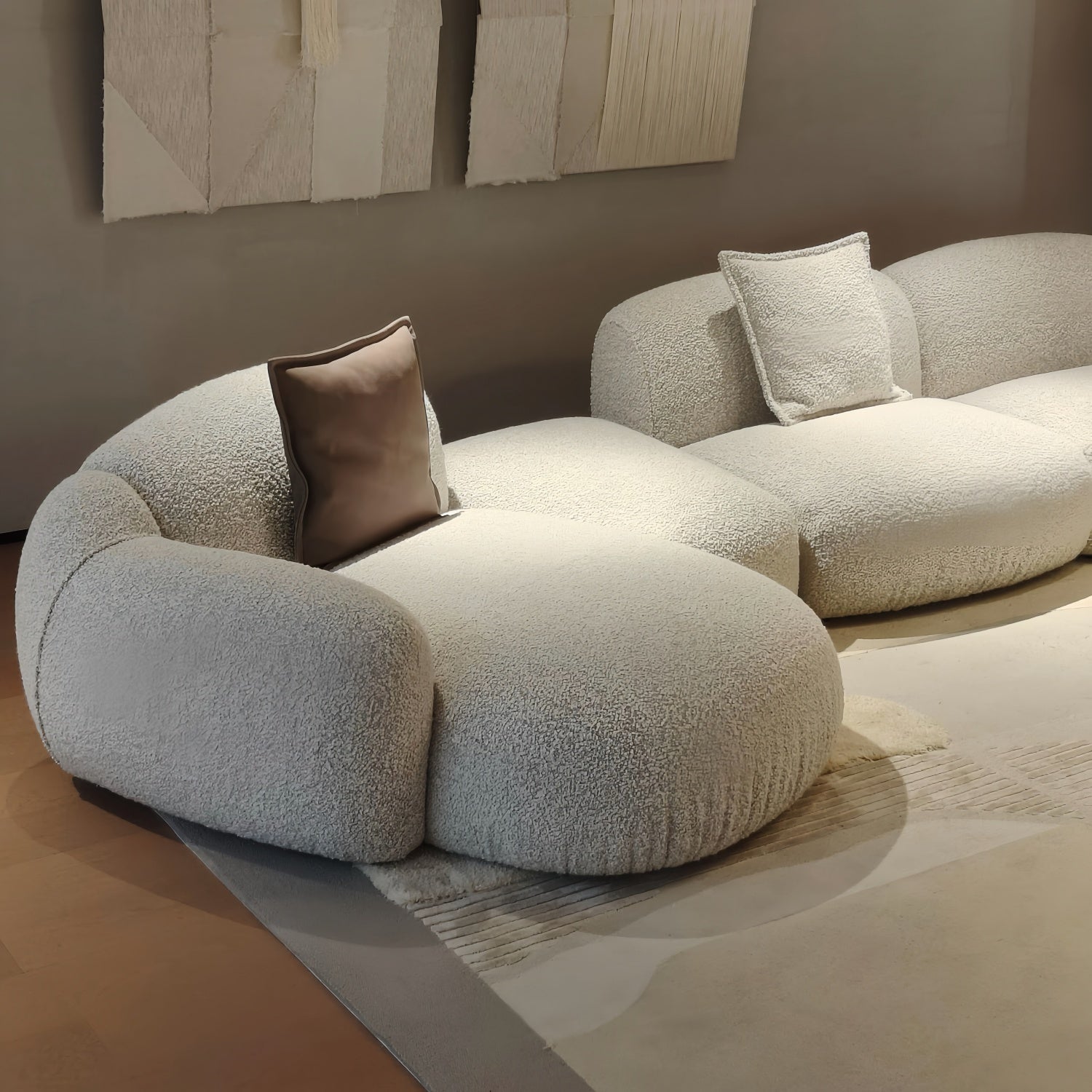 AAF Luxury Organic Cloud Sofa – Curved Modular Boucle Sectional Sofa for Modern Living Rooms UAE