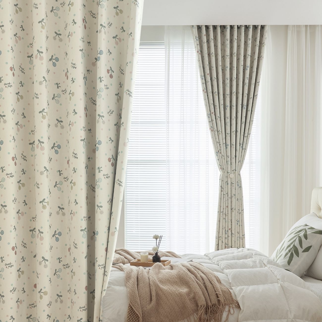 2 Panels 100% Blackout Curtains for Living Room Thermal Insulated Bedroom Darkening Drapes